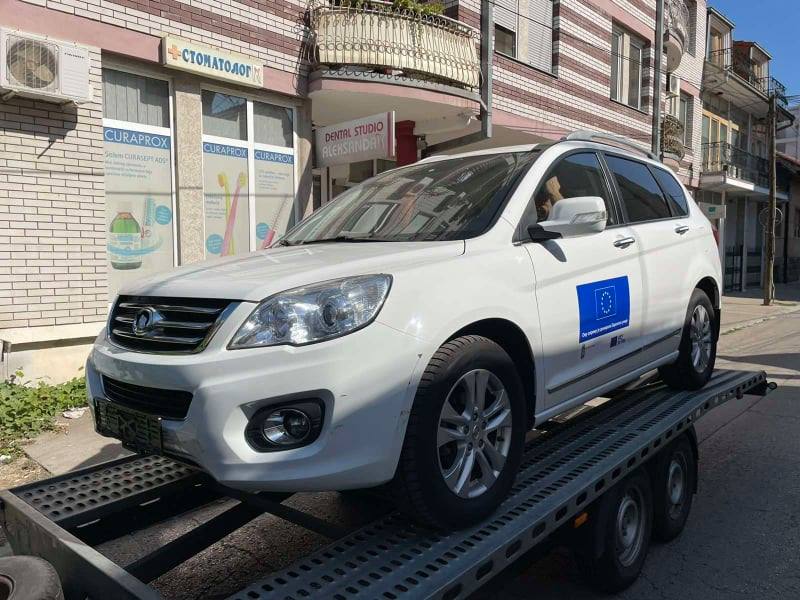 UNOPS донирао возило општини Трговиште