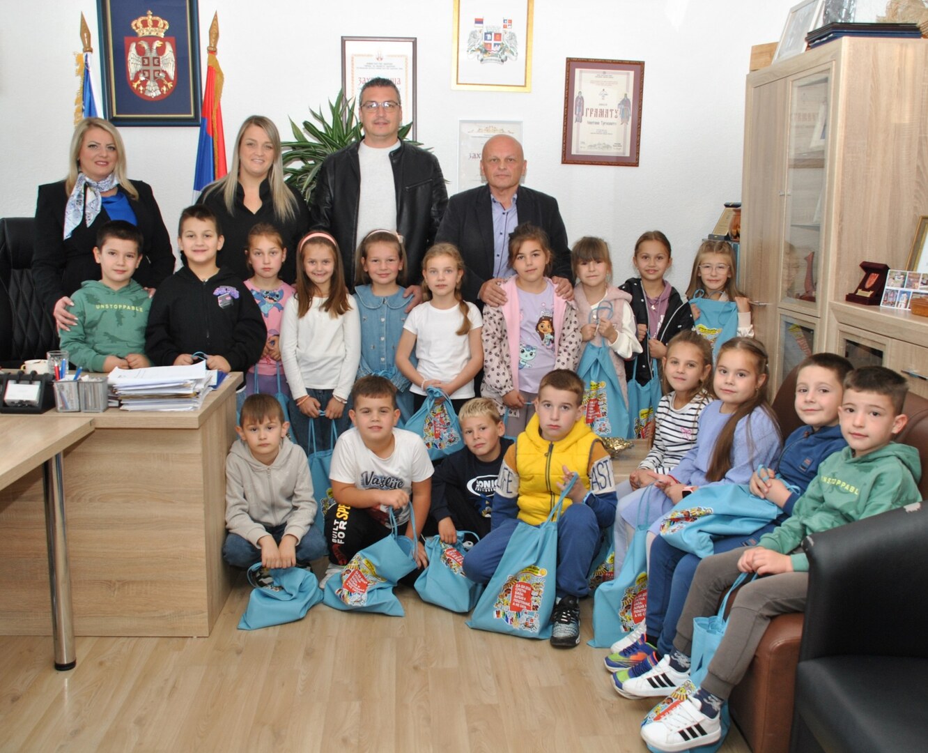 ДЕЧИЈА НЕДЕЉА ПОЧЕЛА УЗ ОСМЕХЕ ПРВАКА