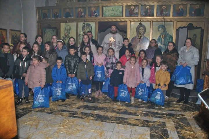 Мир Божији - Христос се роди!