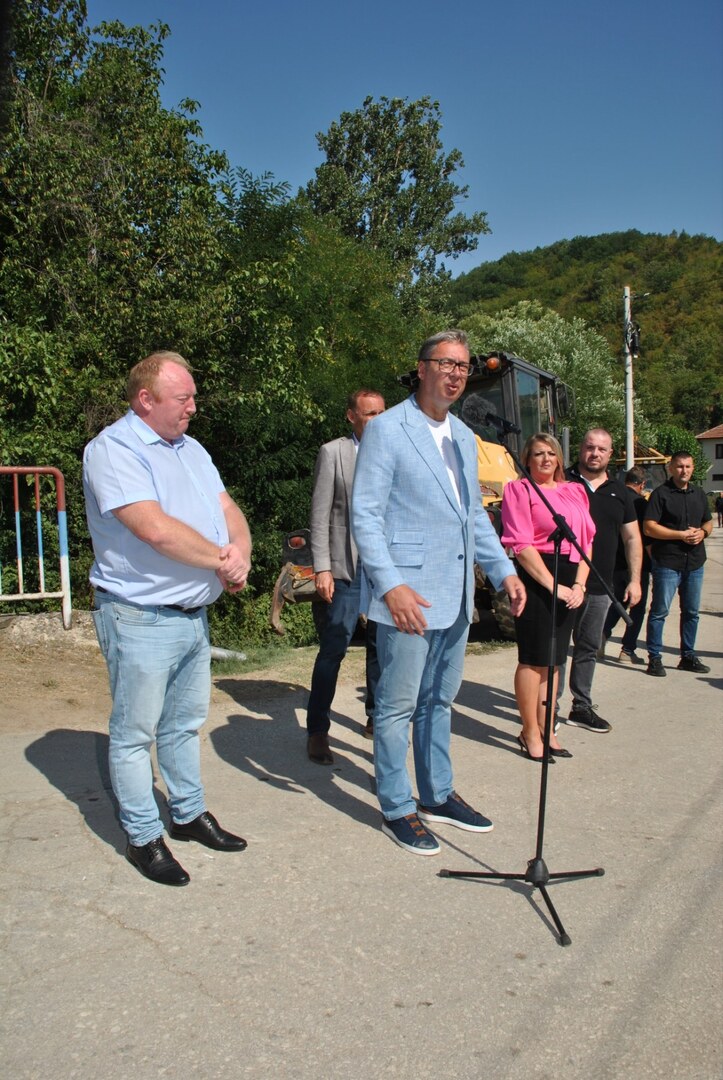 ПРЕДСЕДНИК РЕПУБЛИКЕ СРБИЈЕ АЛЕКСАНДАР ВУЧИЋ ПОСЕТИО ТРГОВИШТЕ