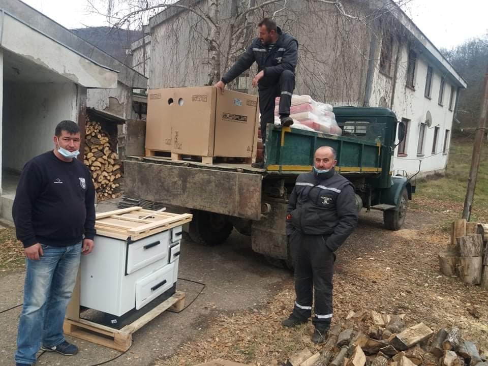 Шпорети за социјално - угрожене породице